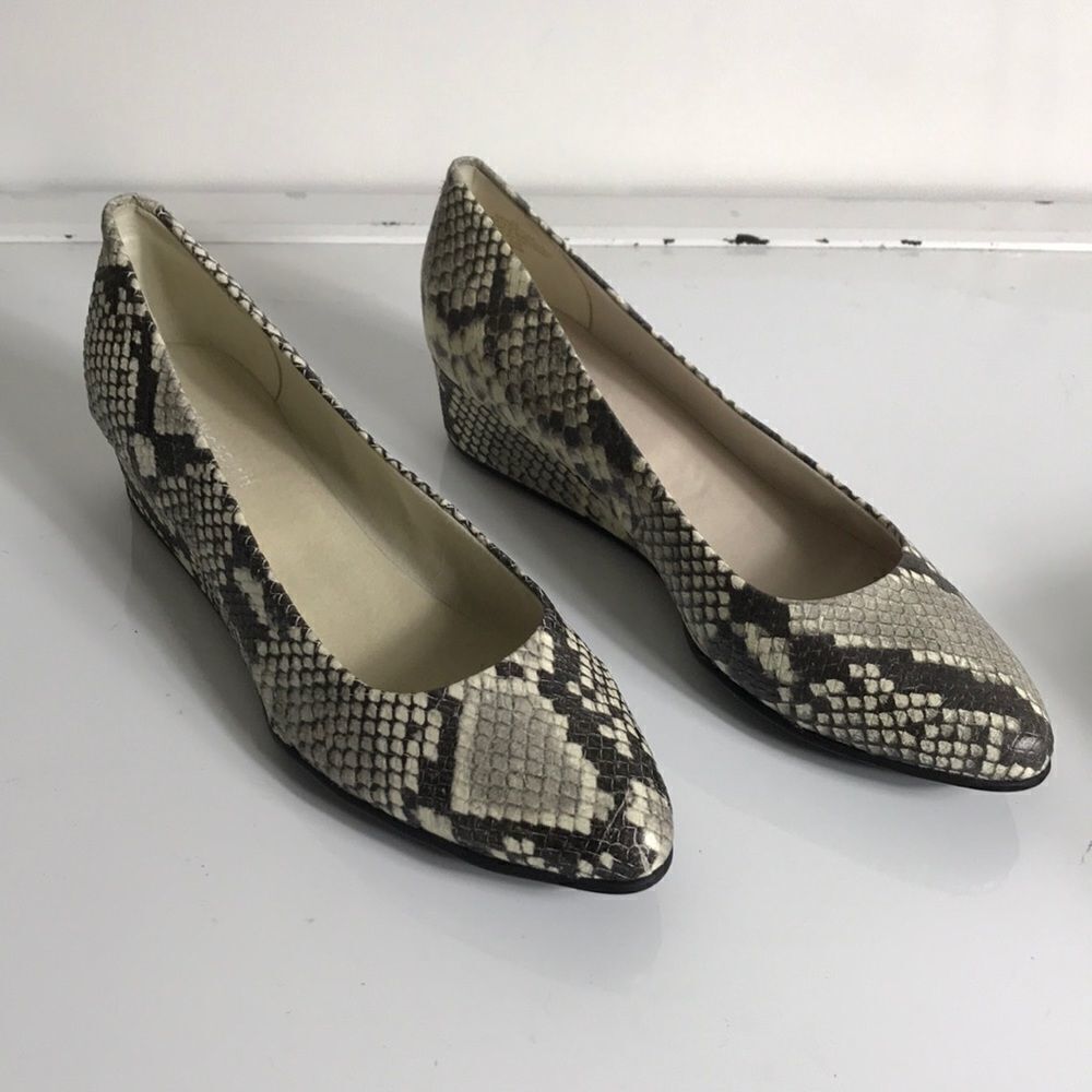 Easy Spirit Abelle Leather Low Wedge Shoes